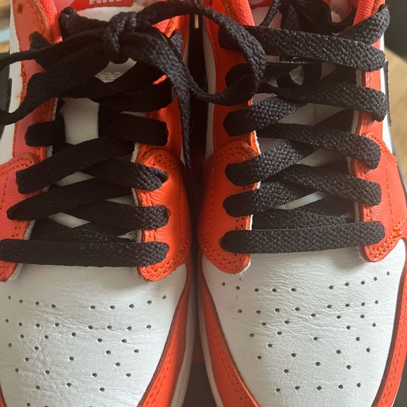 Womens Air Jordan 1 Low OG Starfish size 6Y Orange Athletic Sneaker Nike - Picture 5 of 8